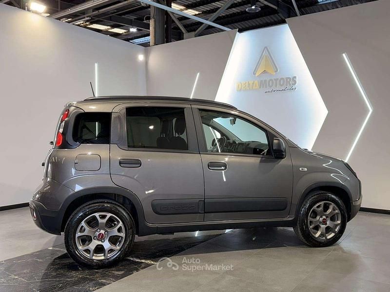 Usata Fiat Panda Cross Cross 69 CV (50 kW) 2022 Grigio Utilitaria