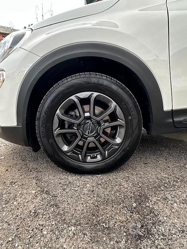 Usata Fiat 500X Club 95 CV (69 kW) 2022 Bianco SUV