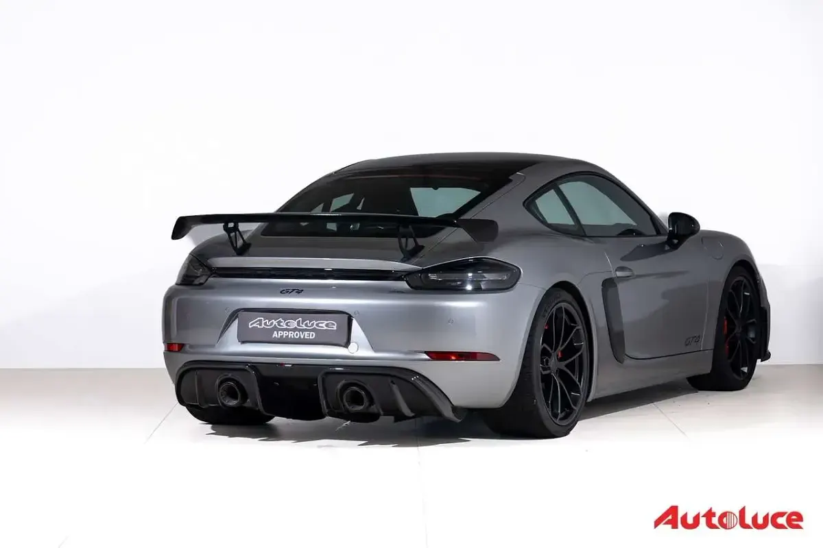 Usata Porsche 718 Cayman GT4 420 CV (308 kW) 2021 Argento Coupé