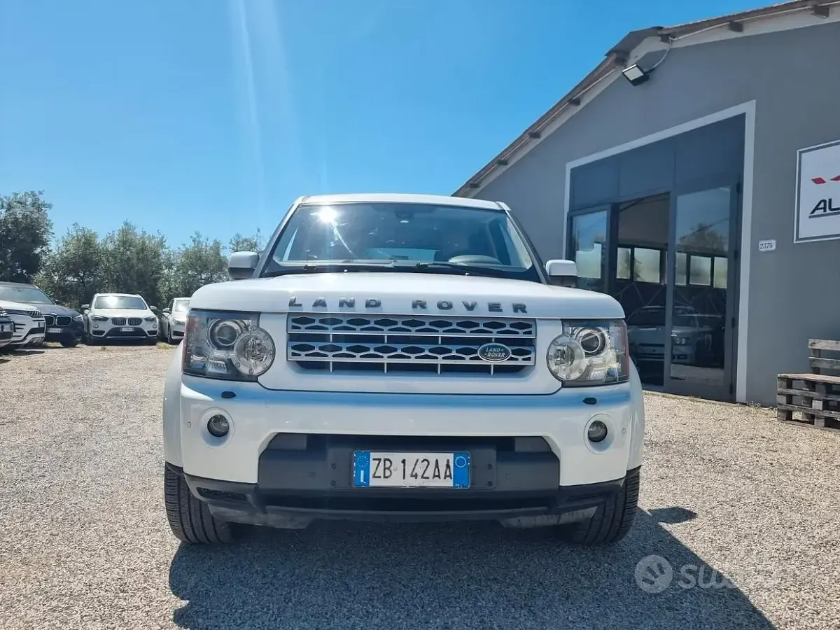 Usata Land Rover Discovery 4 HSE 245 CV (180 kW) 2011 Bianco SUV