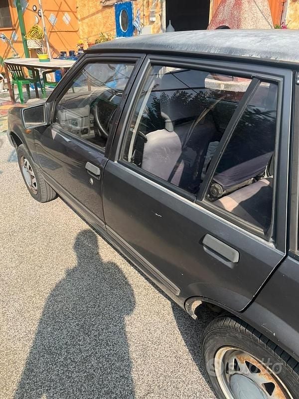 Usata Opel Corsa 1989 Grigio Berlina