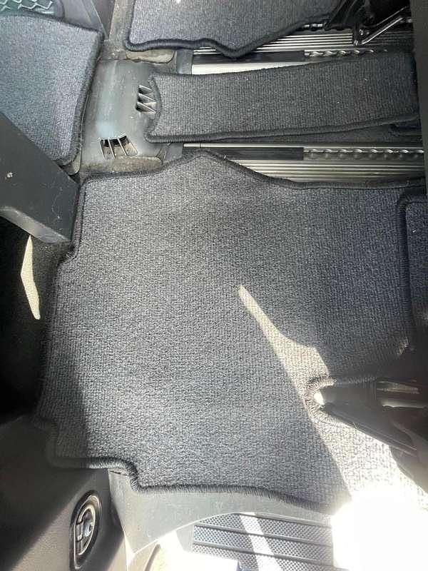 Begagnad Mercedes Viano 109 HK (80 kW) 2009 Svart Minibuss