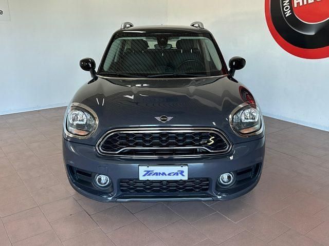 Usata Mini Countryman Business 135 CV (99 kW) 2020 Grigio SUV