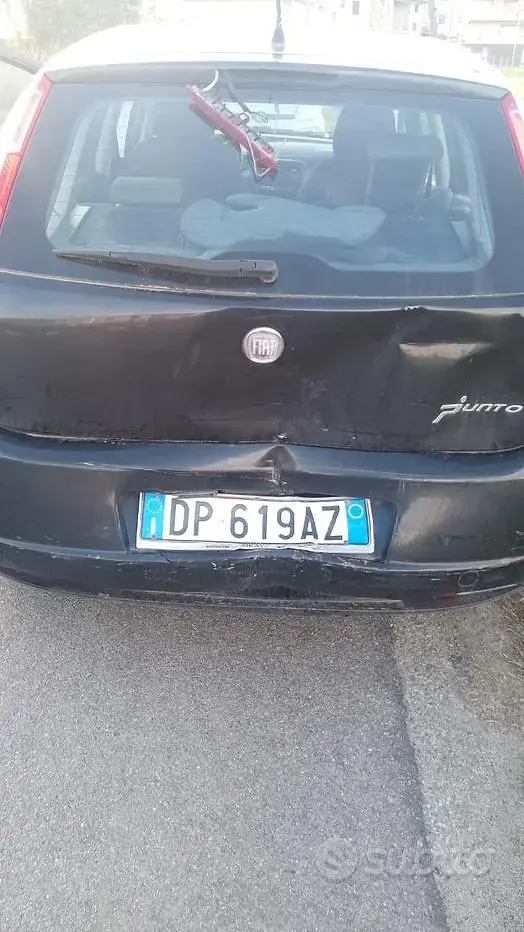 Usata Fiat Grande Punto 75 CV (55 kW) 2008 Nero Utilitaria