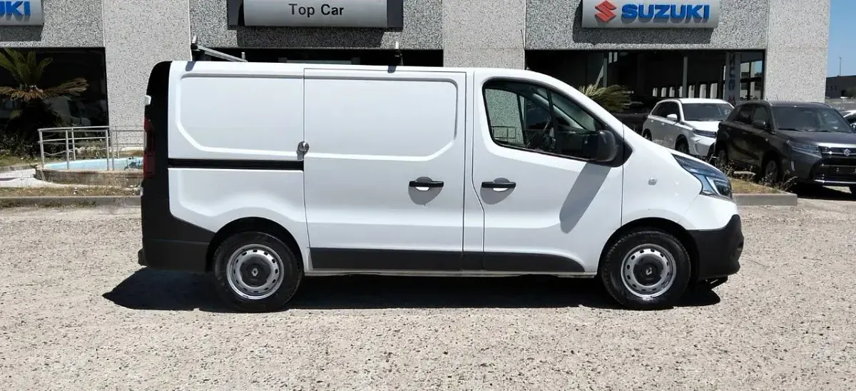 Usata Renault Trafic 145 CV (106 kW) 2021 Bianco