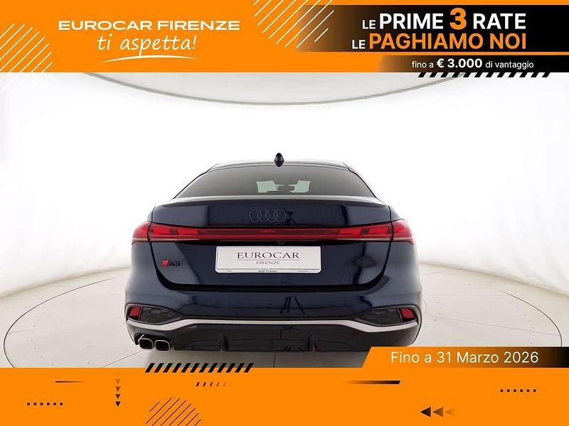 Nuova Audi A5 S-Line 204 CV (150 kW) 2025 Blu firmamento metallizzato Berlina