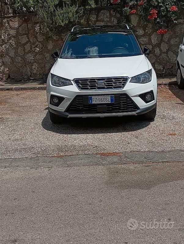 Usata Seat Arona 115 CV (84 kW) 2019 Bianco SUV