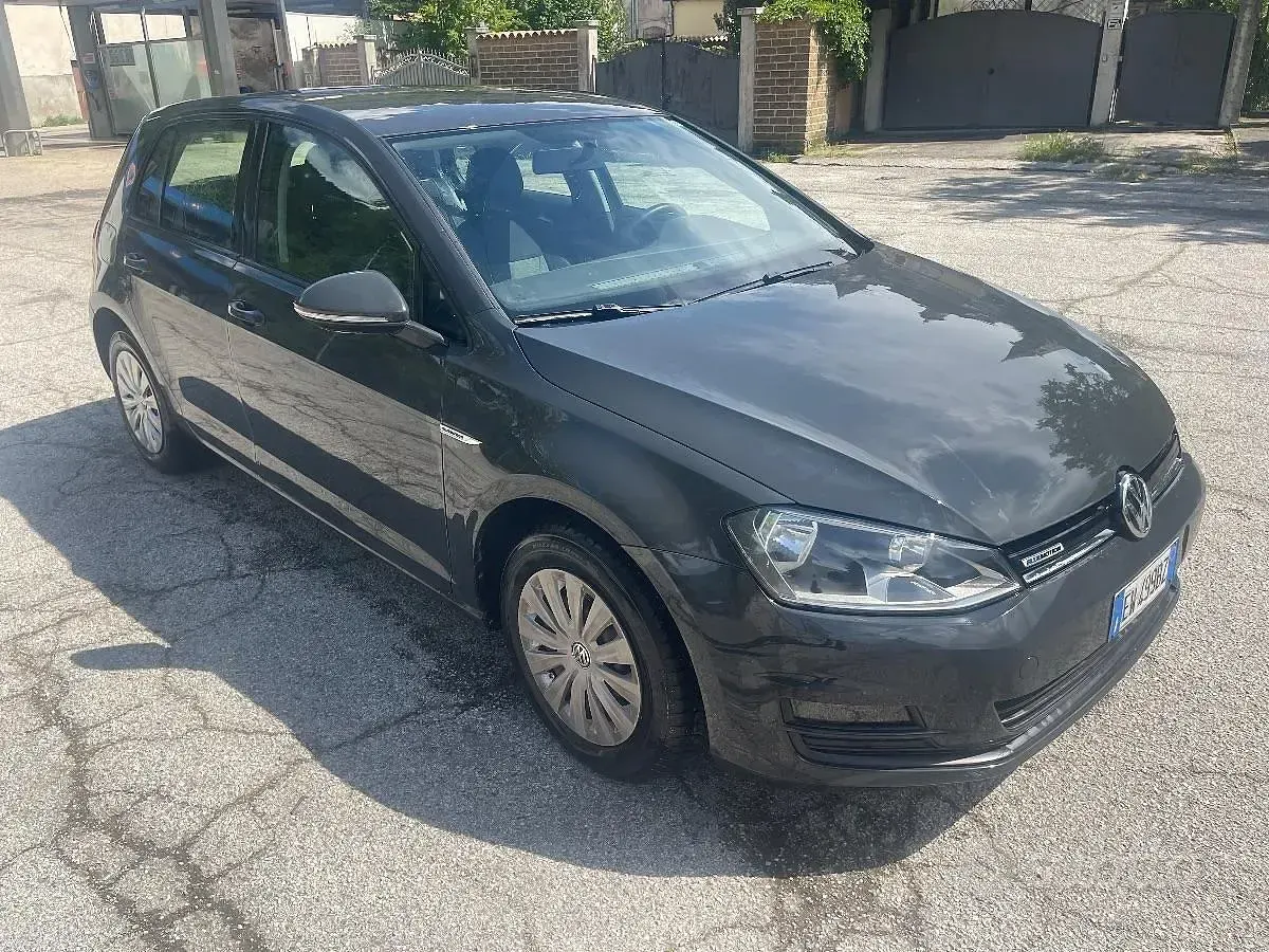 Używany VW Golf VII Highline 109 KM (80 kW) 2014 Hatchback