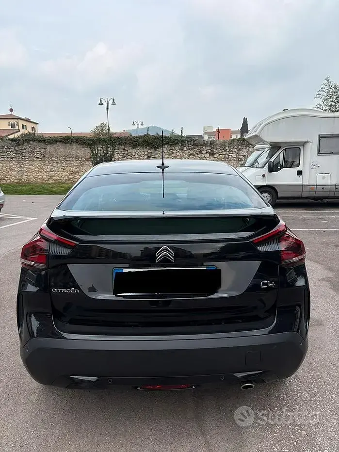 Usata Citroën C4 131 CV (96 kW) 2023 Nero SUV