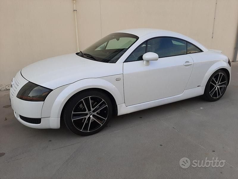 Usata Audi TT 225 CV (165 kW) 1999 Bianco Coupé