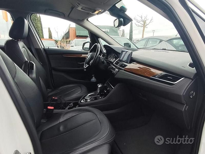 Usata BMW 220 Active Tourer Luxury Line 190 CV (139 kW) 2014 Bianco Monovolume