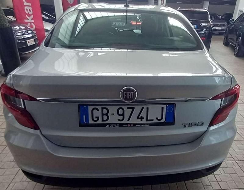 Usata Fiat Tipo Street 119 CV (87 kW) 2020 Grigio Berlina