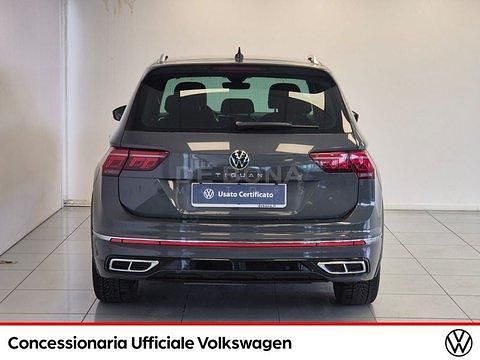 Usata VW Tiguan R-line 150 CV (110 kW) 2023 Grigio SUV