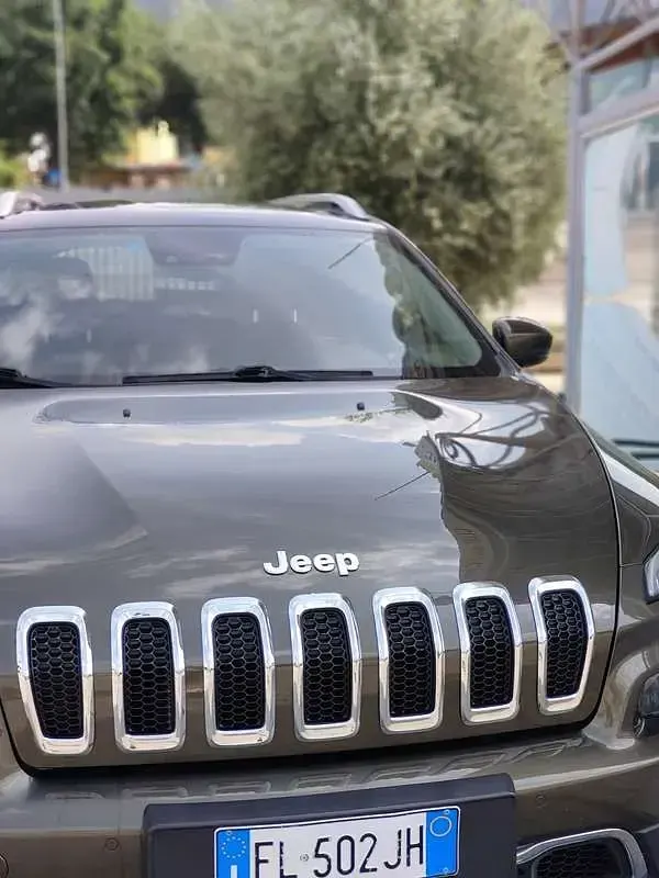 Usata Jeep Cherokee Limited 200 CV (147 kW) 2014 SUV