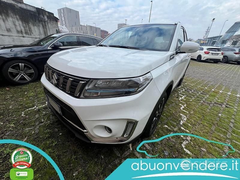 Usata Suzuki Vitara 129 CV (94 kW) 2023 Bianco SUV