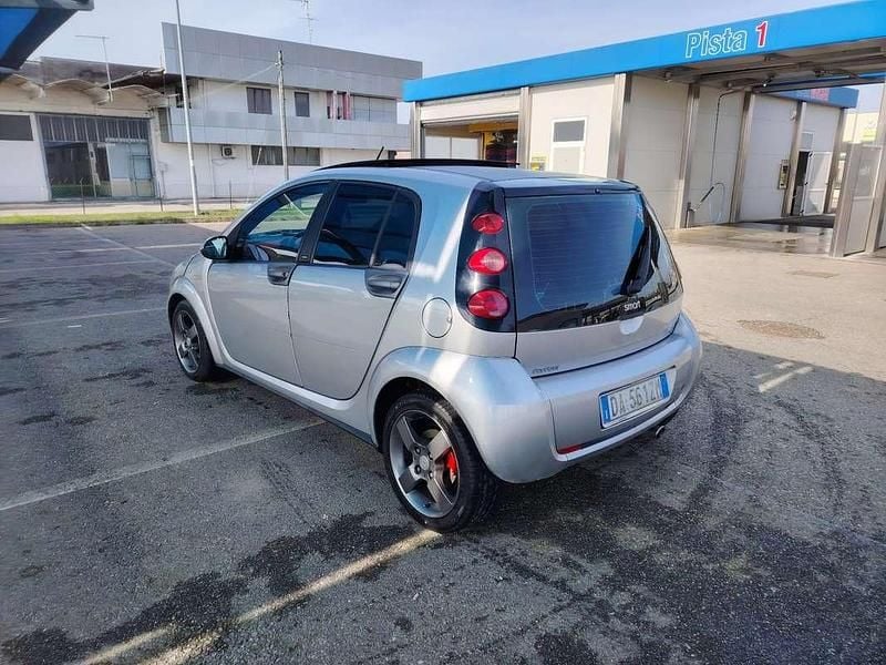Usata Smart ForFour Passion 68 CV (50 kW) 2006 Utilitaria