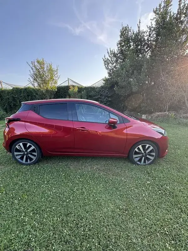 Usata Nissan Micra Acenta 90 CV (66 kW) 2018 Rosso Utilitaria