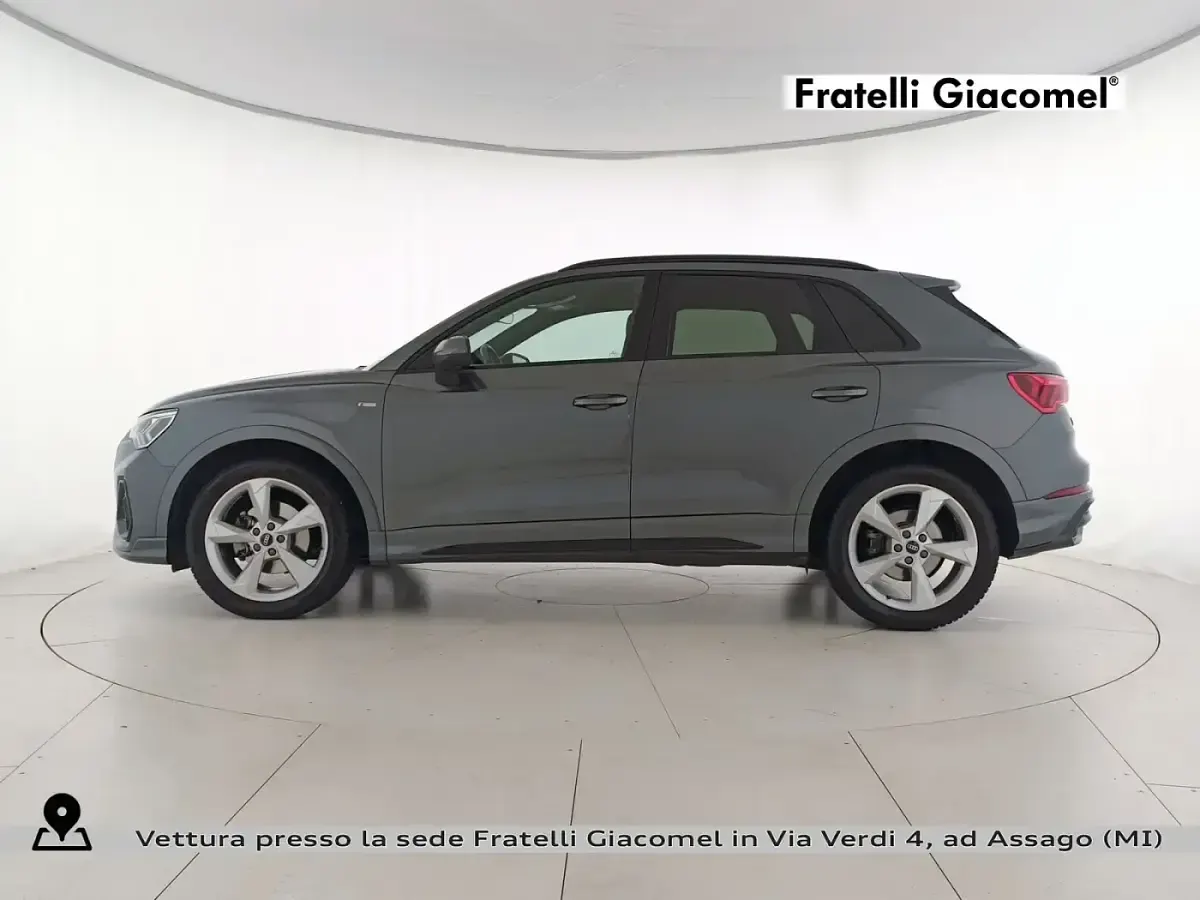 Usata Audi Q3 S-Line 150 CV (110 kW) 2022 Grigio daytona perla SUV