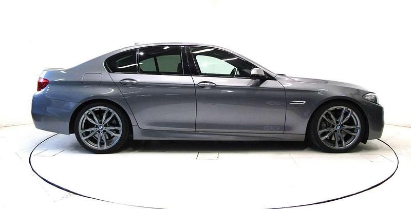 Usata BMW M550 381 CV (280 kW) 2016 Grigio Berlina