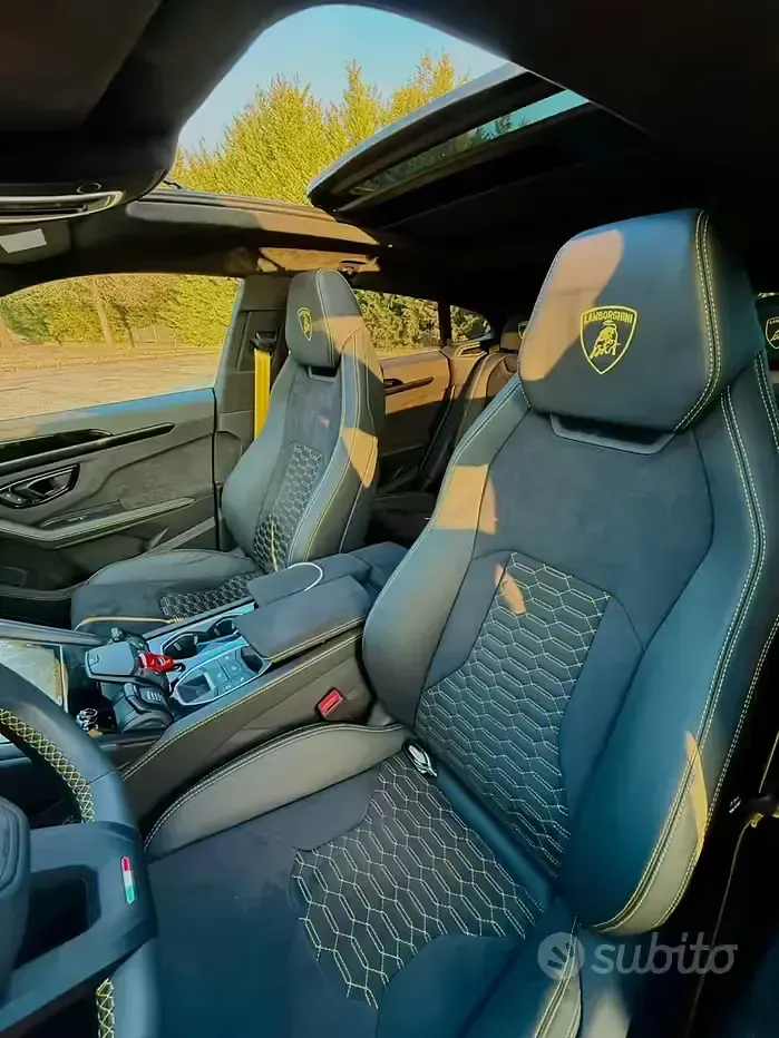 Usata Lamborghini Urus 666 CV (489 kW) 2024 Verde SUV