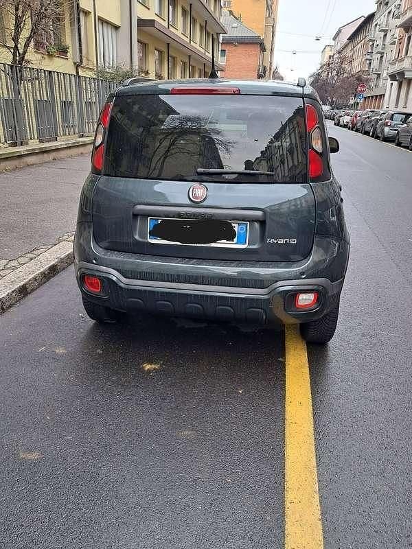 Usata Fiat Panda 69 CV (50 kW) 2023 Verde Berlina