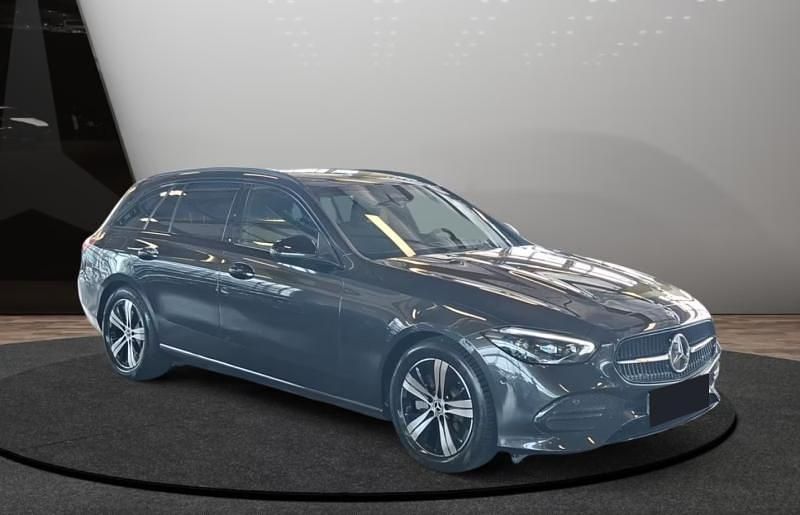 Usata Mercedes C220 Business 200 CV (147 kW) 2022 Grigio metallizzato Station wagon