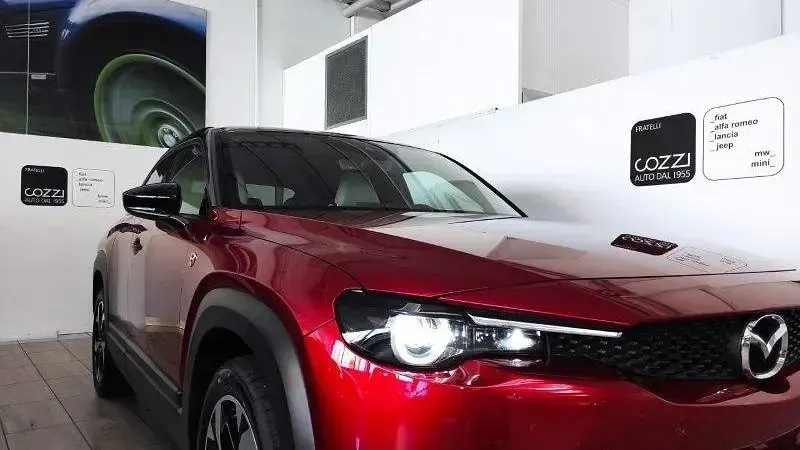 Usata Mazda MX30 Makoto 101 CV (74 kW) 2024 Rosso SUV