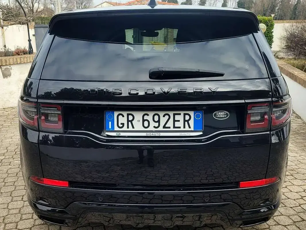 Usata Land Rover Discovery Sport R-Dynamic 163 CV (119 kW) 2023 Nero SUV