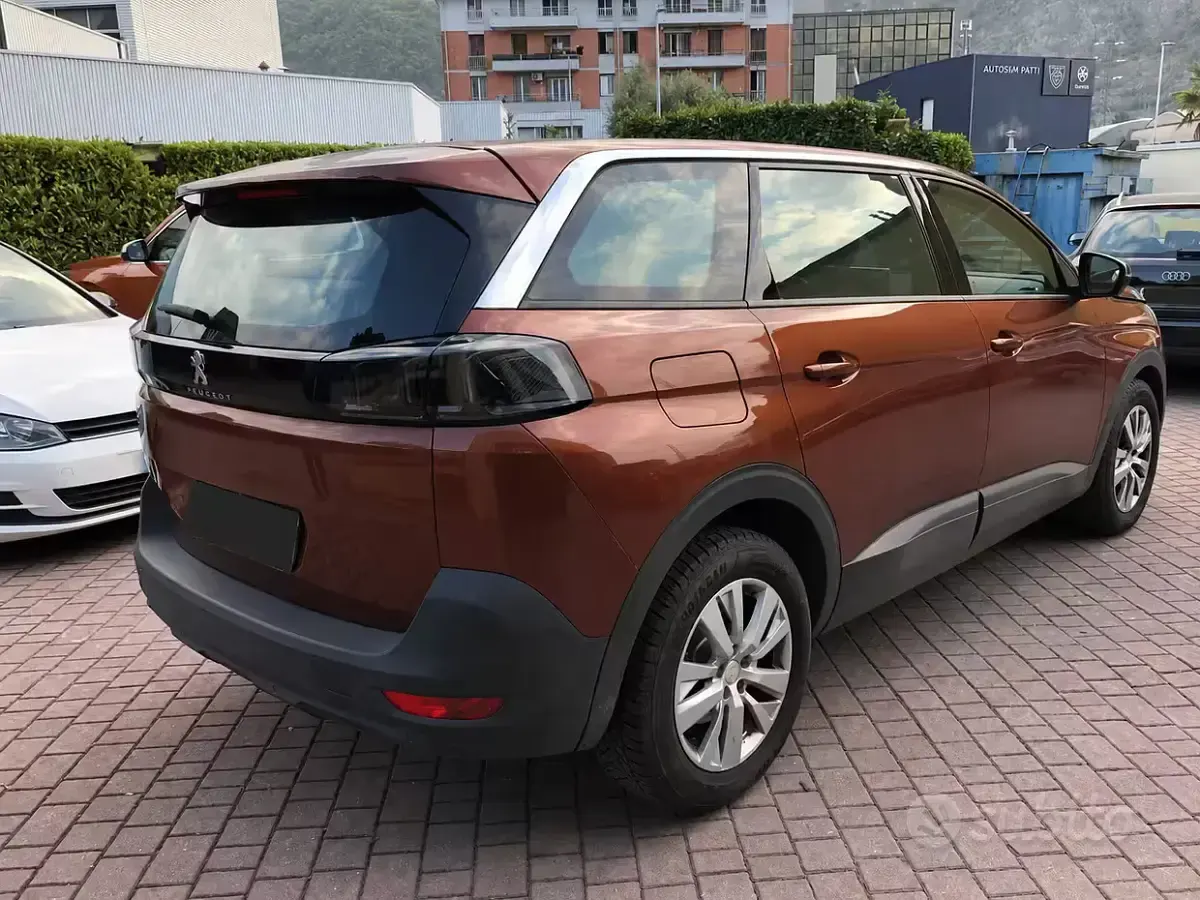 Brugt Peugeot 5008 Active 131 HK (96 kW) 2022 Brun SUV