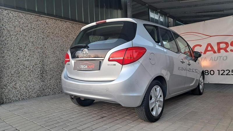 Usata Opel Meriva Design Edition 95 CV (69 kW) 2017 Argento Monovolume