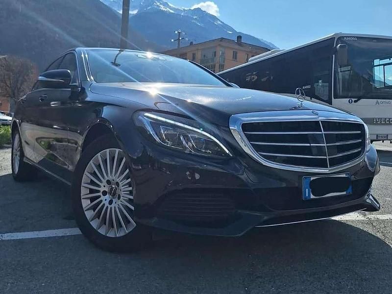 Begagnad Mercedes 250 204 HK (150 kW) 2015 Svart Sedan