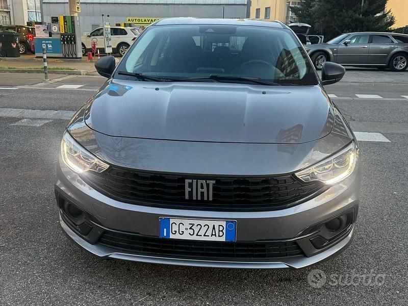 Usata Fiat Tipo Sport 178 CV (130 kW) 2021 Grigio Berlina