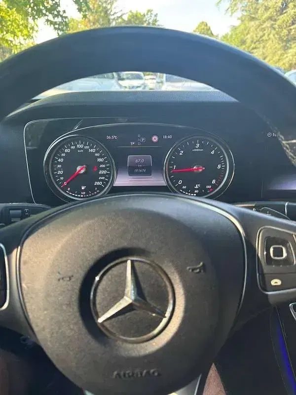 Usata Mercedes E220 Business 194 CV (142 kW) 2017 Argento Station wagon