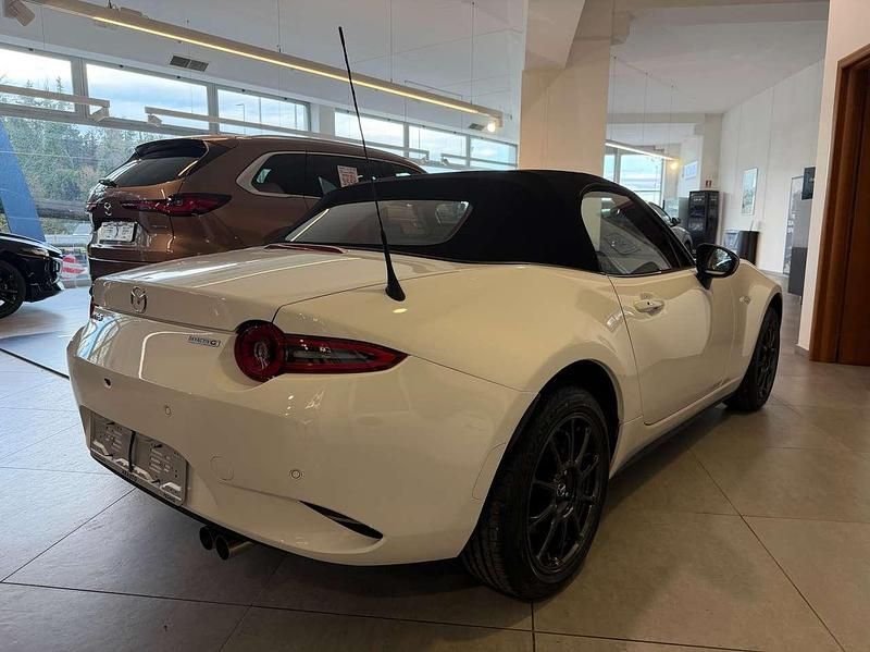 Nuova Mazda MX5 Homura-Line 132 CV (97 kW) 2025 Bianco Cabrio