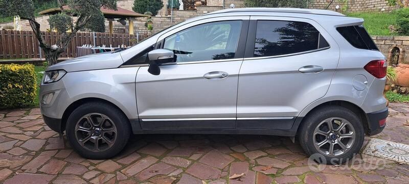 Usata Ford Ecosport Sport 100 CV (73 kW) 2019 Grigio SUV