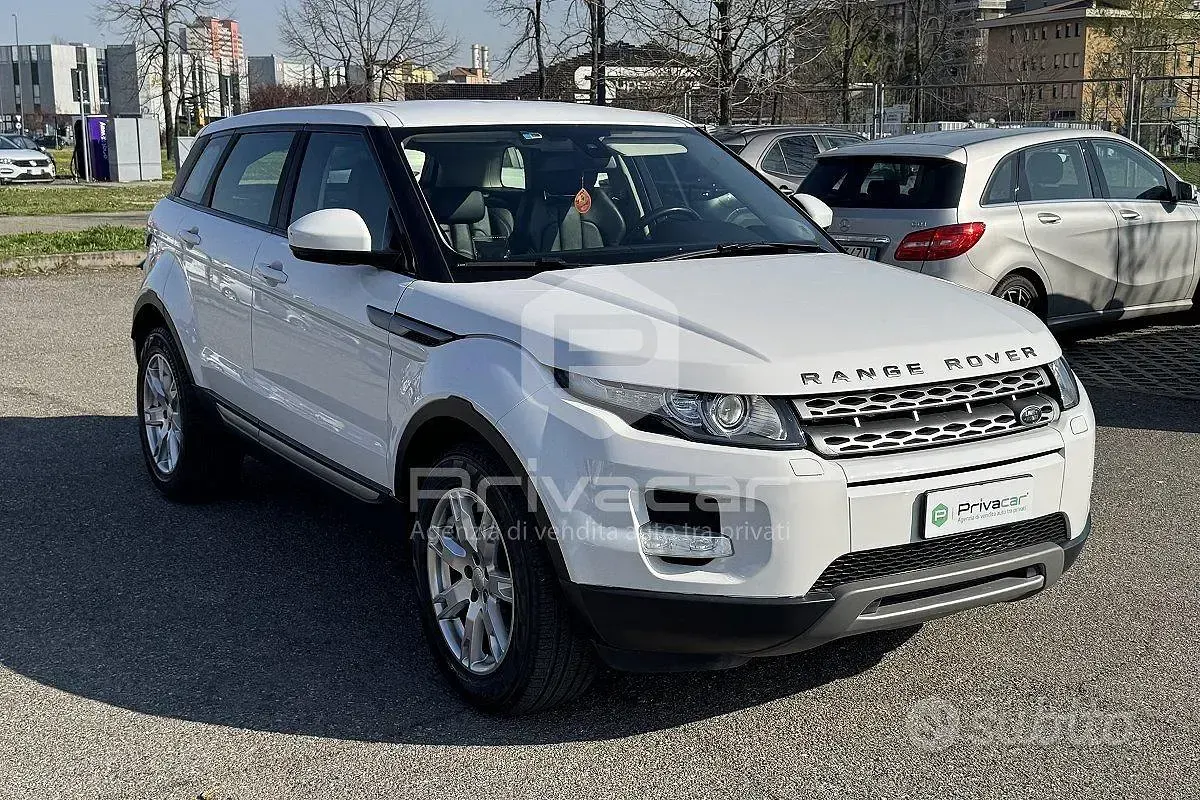 Käytetty Land Rover Range Rover evoque Pure 150 HP (110 kW) 2014 Valkoinen Katumaasturi