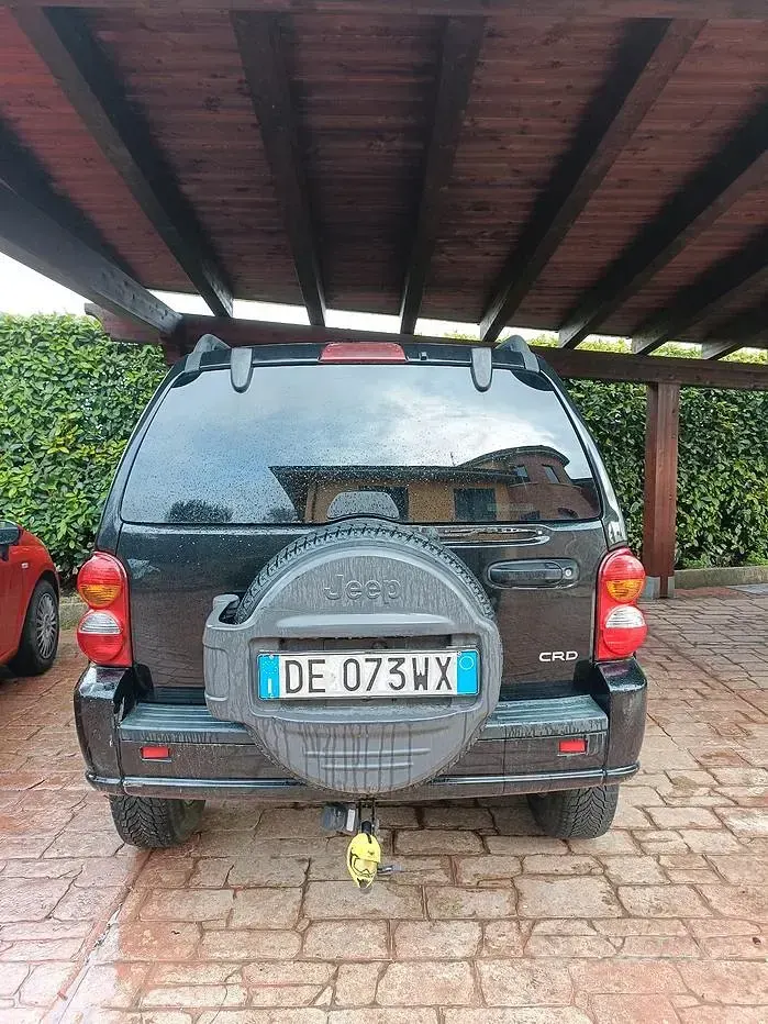 Usata Jeep Cherokee Limited 143 CV (105 kW) 2003 SUV
