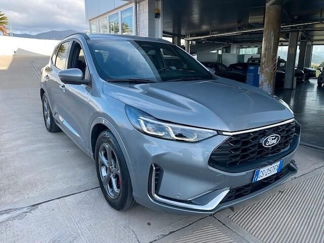 Usata Ford Kuga ST-Line X 152 CV (111 kW) 2024 Grigio SUV