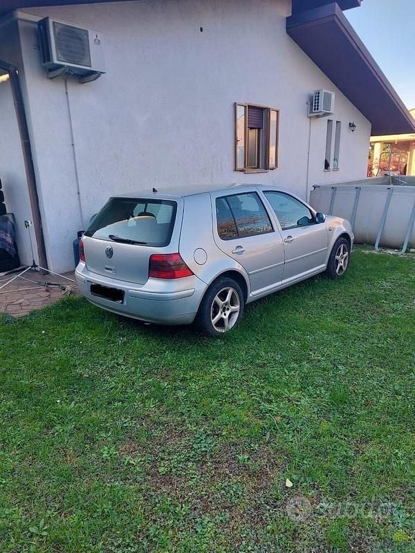 Usata VW Golf 1998 Grigio Coupé