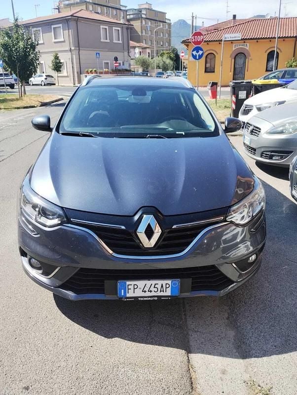 Usata Renault Mégane GrandTour 110 CV (80 kW) 2018 Blu Station wagon