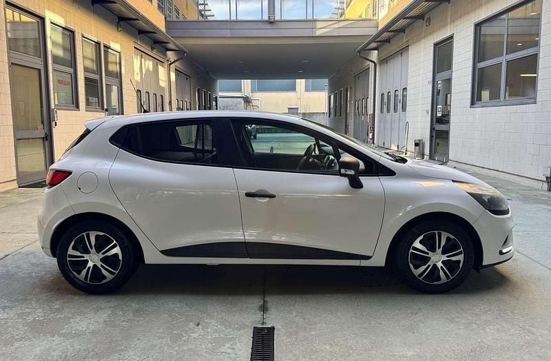 Usata Renault Clio IV 75 CV (55 kW) 2017 Other Berlina