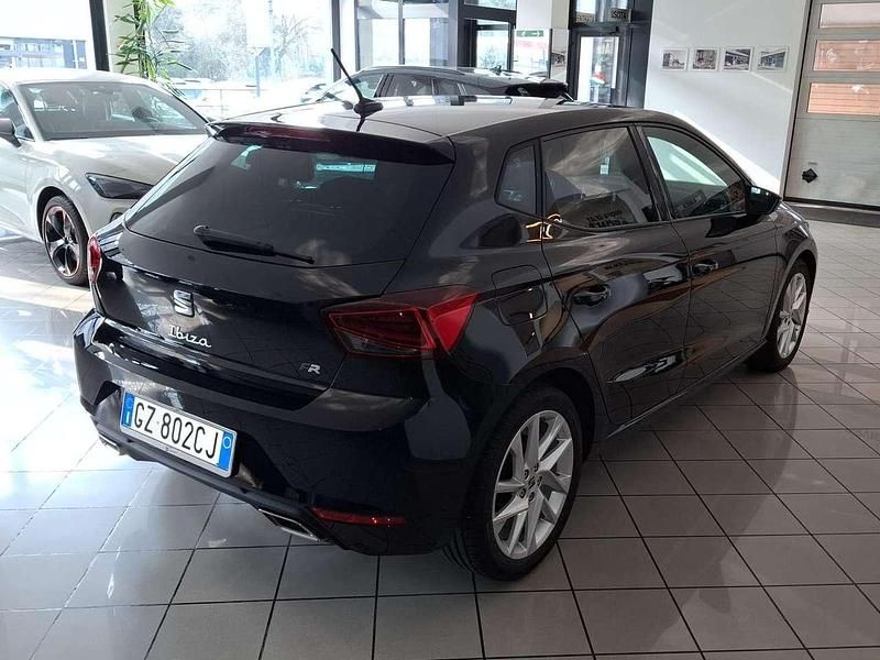 Usata Seat Ibiza FR 95 CV (69 kW) 2025 Nero met Utilitaria