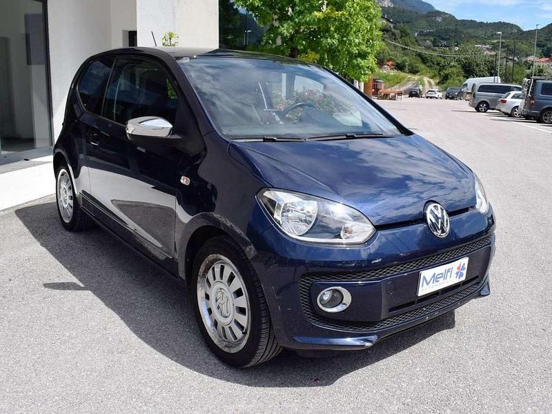Blu Usata 2014 VW up! Highline Due volumi | 5500 € (Buon prezzo) - Immagine 1/4