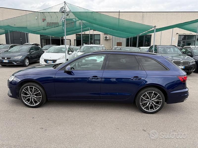 Usata Audi A4 Business 163 CV (119 kW) 2020 Blu Station wagon
