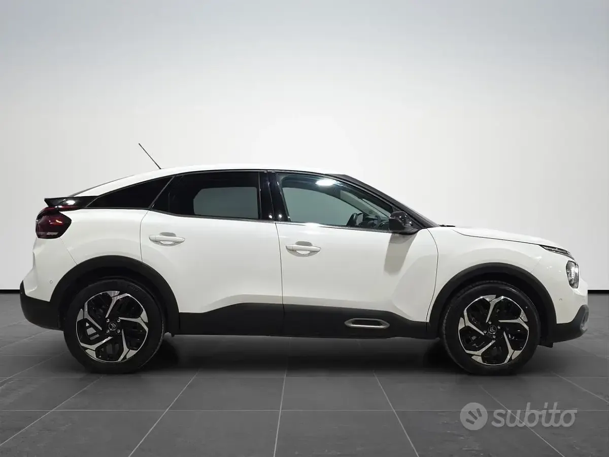 Usado Citroën C4 PureTech 131 HP (96 kW) 2022 Branco SUV