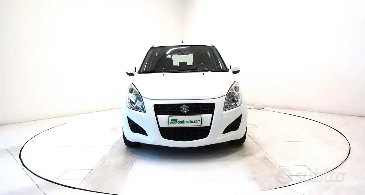 Usata Suzuki Splash 68 CV (50 kW) 2014 Bianco Utilitaria