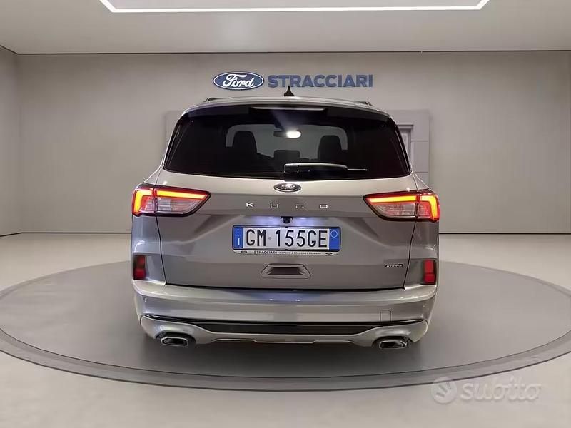 Usata Ford Kuga ST-Line X 225 CV (165 kW) 2023 Grigio metallizzato SUV