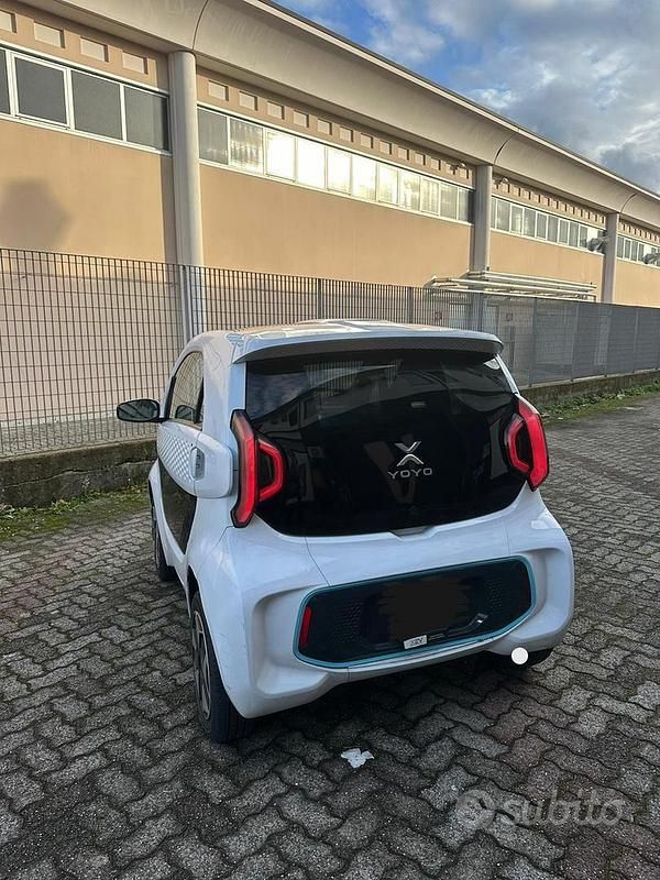 Usata XEV Yoyo 7 kW (10 CV) 2023 Bianco Utilitaria