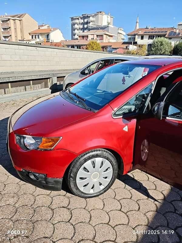Rosso Usata 2011 Mitsubishi Colt Invite Berlina | 2300 € - Immagine 1/4