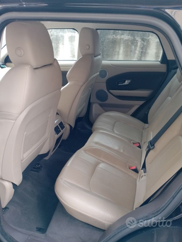 Usata Land Rover Range Rover evoque SE 150 CV (110 kW) 2018 Nero SUV